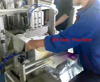 Semi-auto Muti-Rolls Toliet Paper Packing Machine(CX-10)