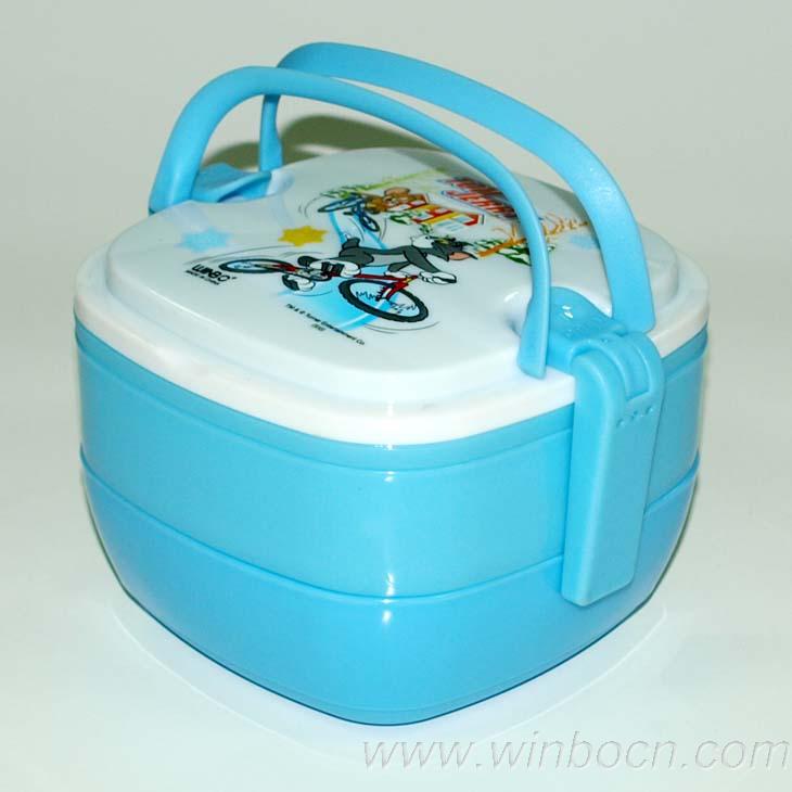 Plastic lunch box