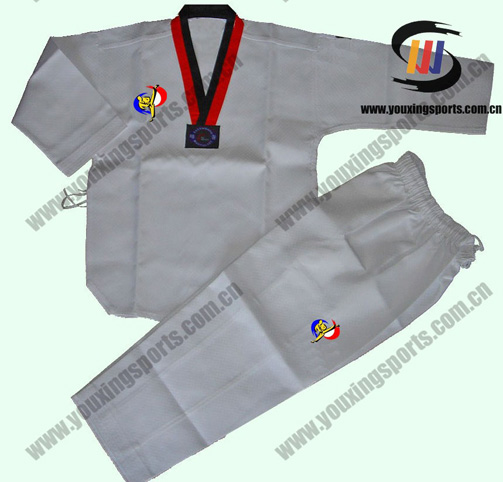 white ribbed taekwondo uniform012