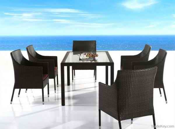 contemperary restuarant wicker dining set