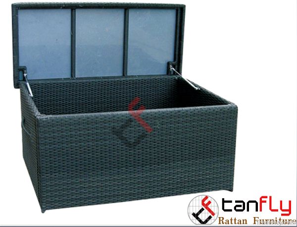 Wicker rattan box