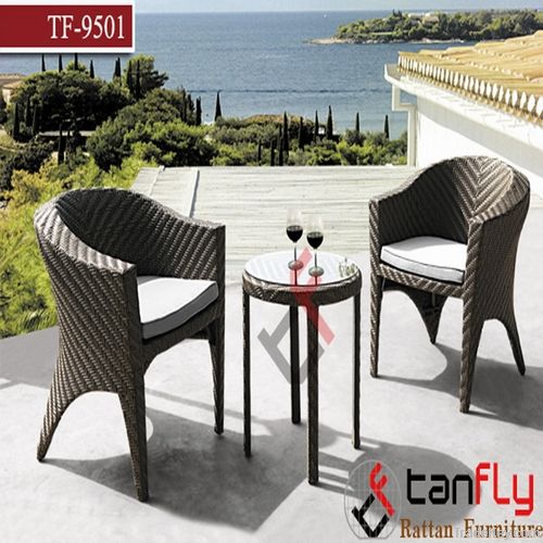 wicker outdoor bistro table set