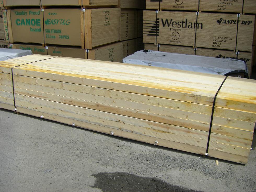 SPF Lumber  100x100mm