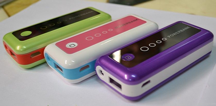 Concise mobile phone mobile charger PCBA and CASE