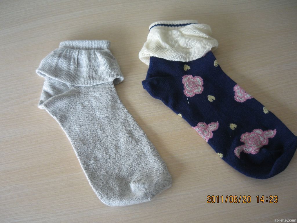 Girl's  socks