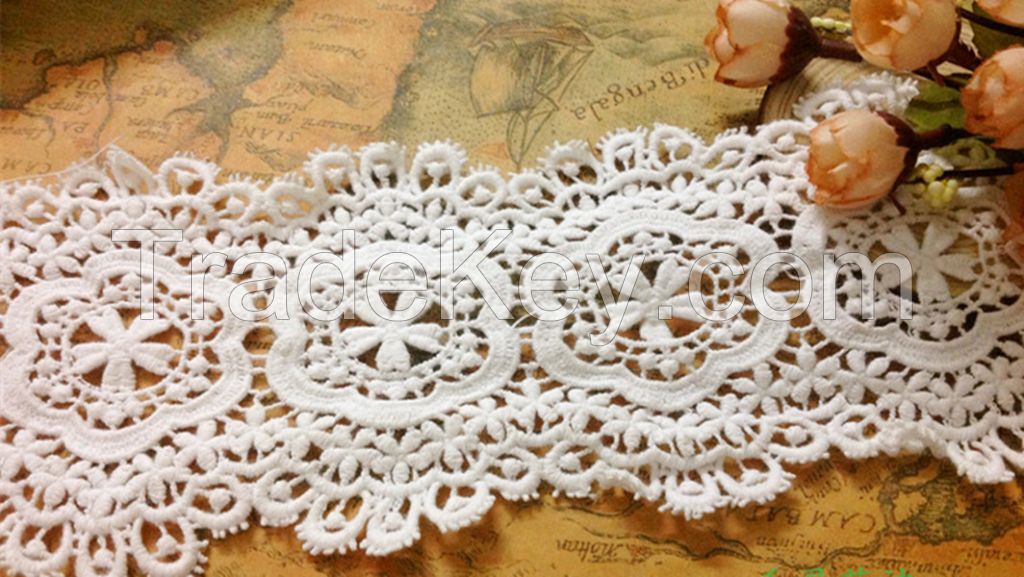 9 cm white vintage look cotton lace trim 