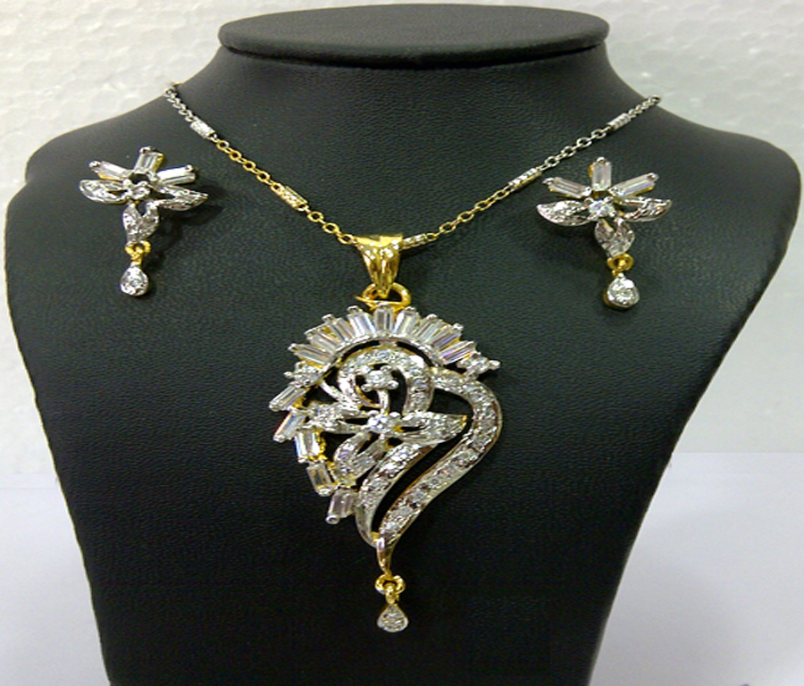 vintage trendy indian fashion antique diamond jewelry pendant