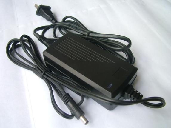 12V 2A 40W CHARGER