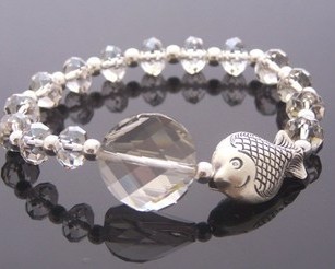 clear crystal fashion bracelet