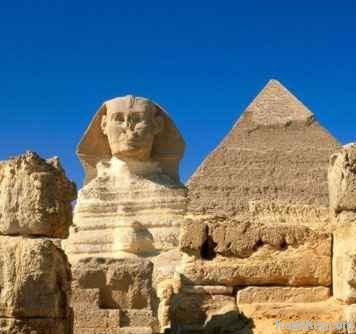 Day tour to Pyramids, Memphis & Sakkara