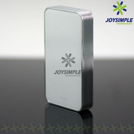 5000 mAh (Li-Pol) Portable charger for mobile phone / MP3 player
