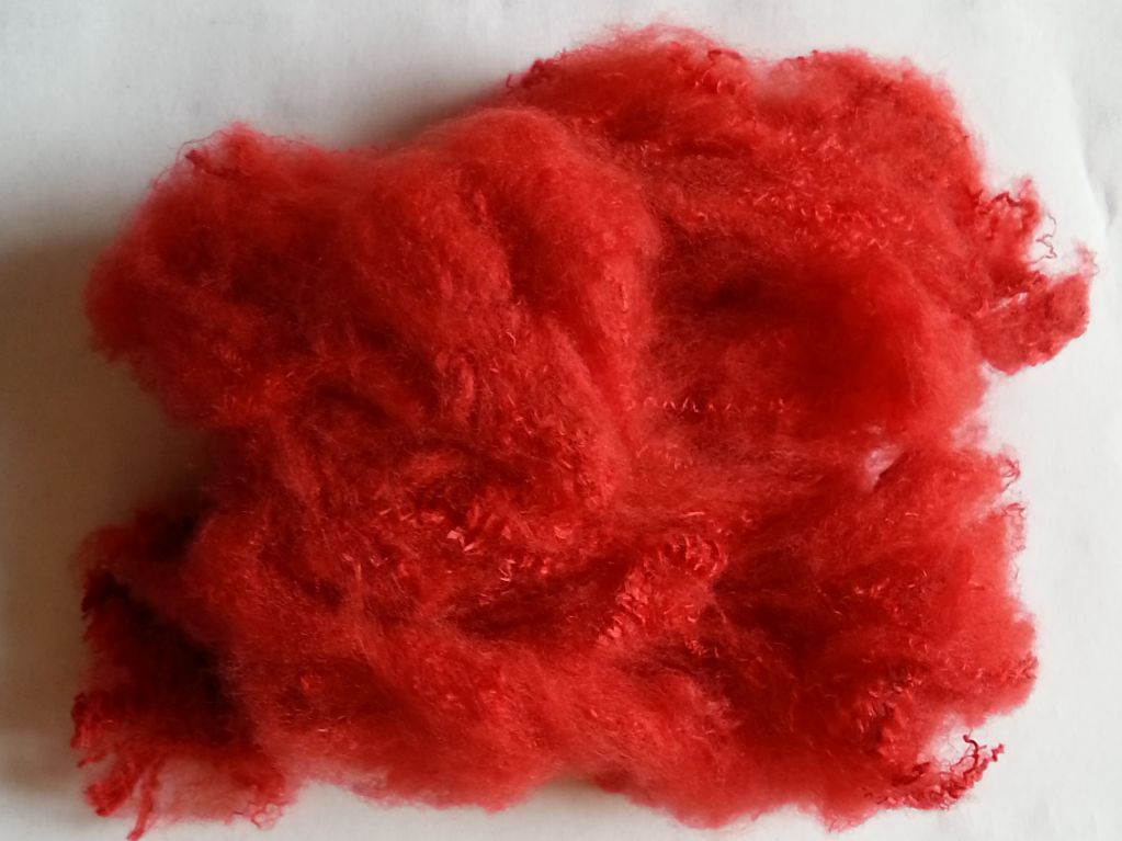 Red Polyester Staple Fiber Grade A, 1.5D