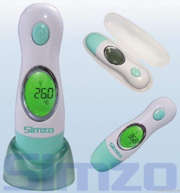 Ear thermometer