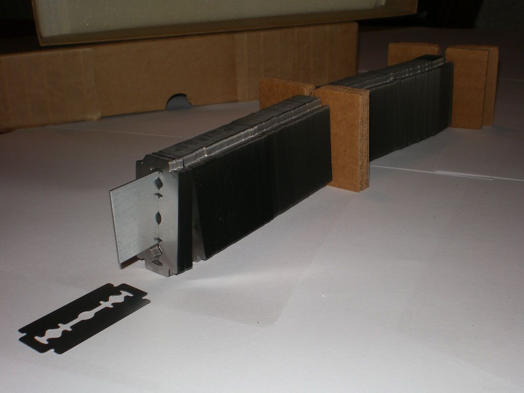 Double Edge Razor Blade BULKS 2000&#039;s