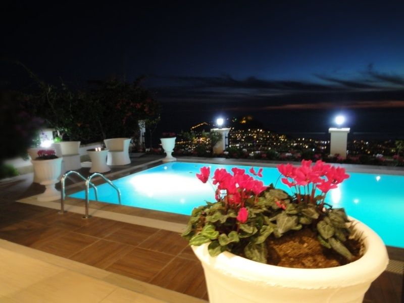 luxury villa in a dream location in Alanya / Turkey 