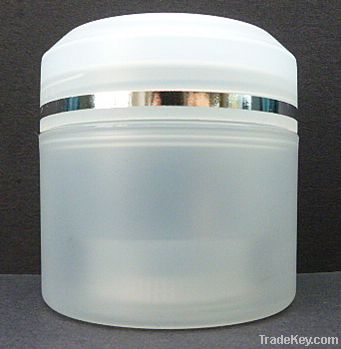 plastic cream jar