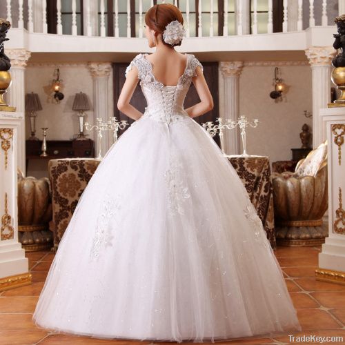 a word should white wedding dress