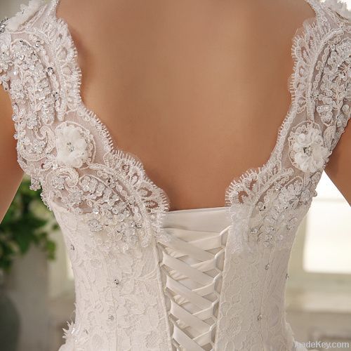 large tail tube top wedding dress