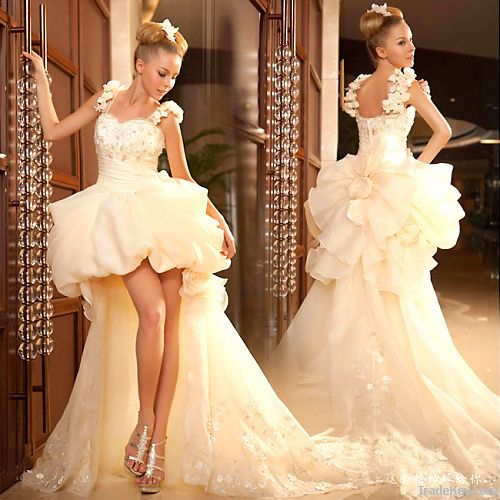 2014 quality wedding dress large tail