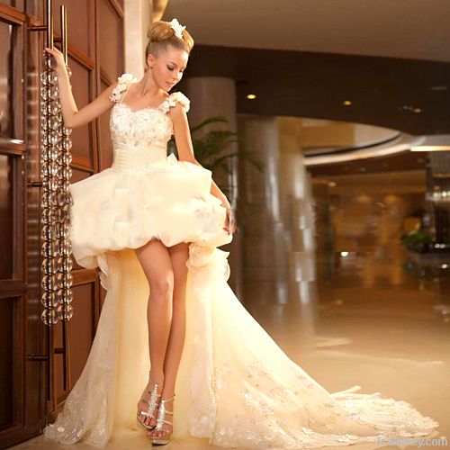 Large Tail Wedding Dresses