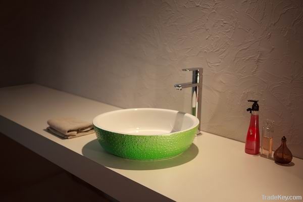 Ostrich Wash Basin in Pearl Green