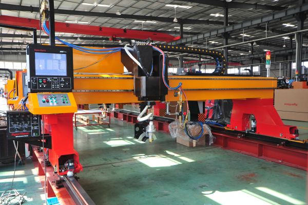 cnc  gantry plasma  cutting machine 