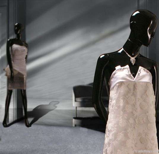 abstract female mannequins