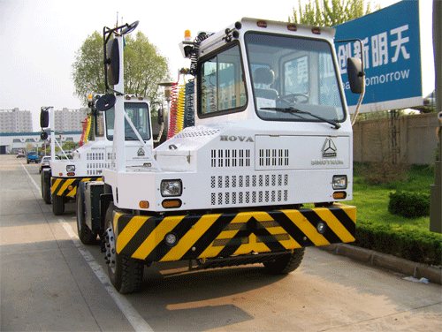 Low-speed terminal Tractor (Transmission Manual, Fifth-wheel Fixed)