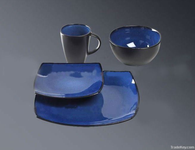 two-tone melamine dinnerware set