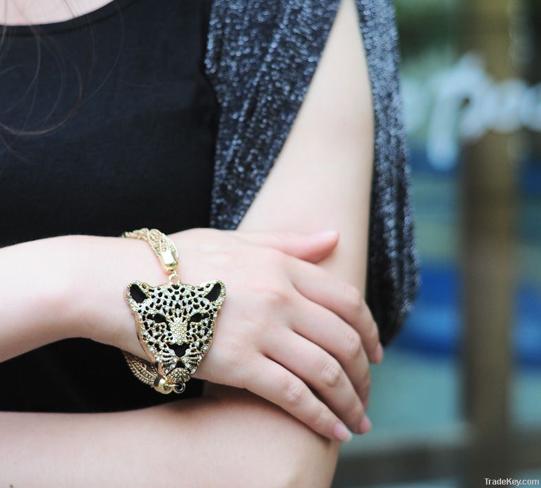 Costume Jewelry Cheer Leopard Bracelet