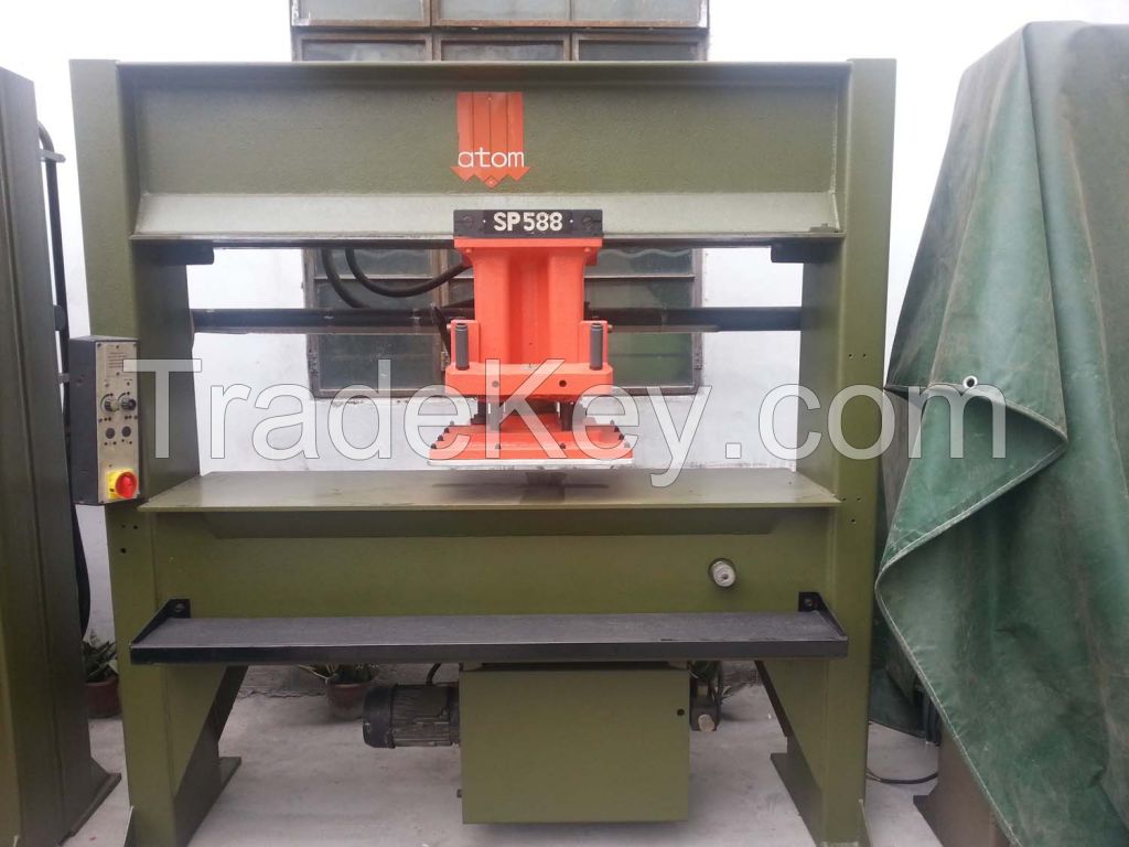 ATOM travelling head cutting press machine SP588