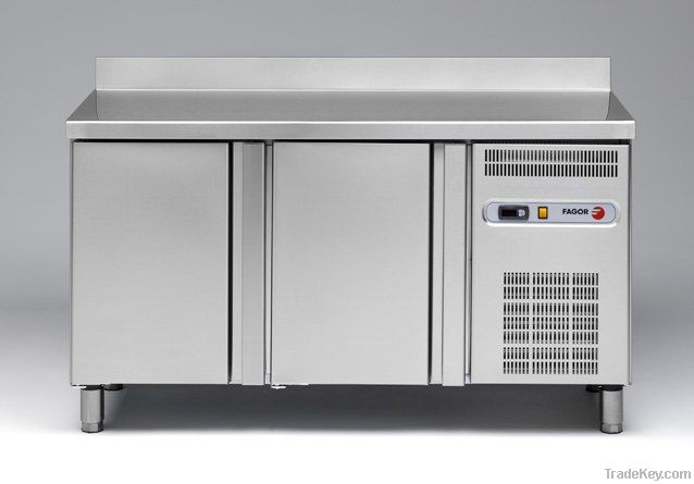 600 Range Refrigerated Counter