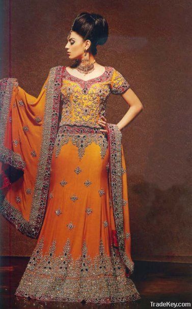 Pakistani dresses, sharara, gharara, lehnga, pishwas, frock, abaya