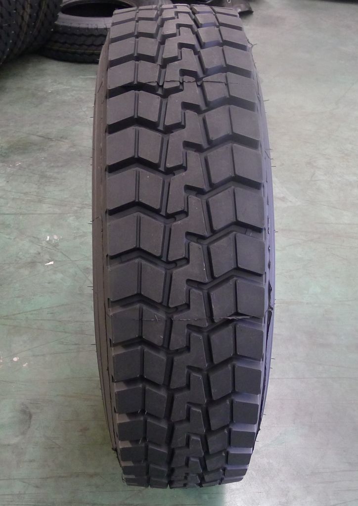 12R22.5 truck tires