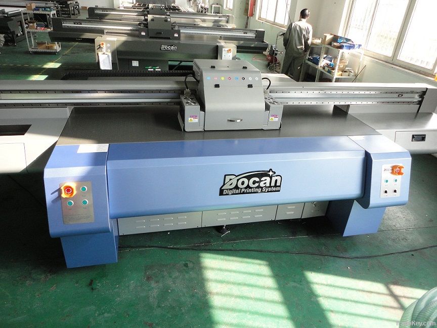 Docan UV flatbed printer M8 in fast speed