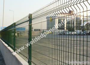 welded mesh fence