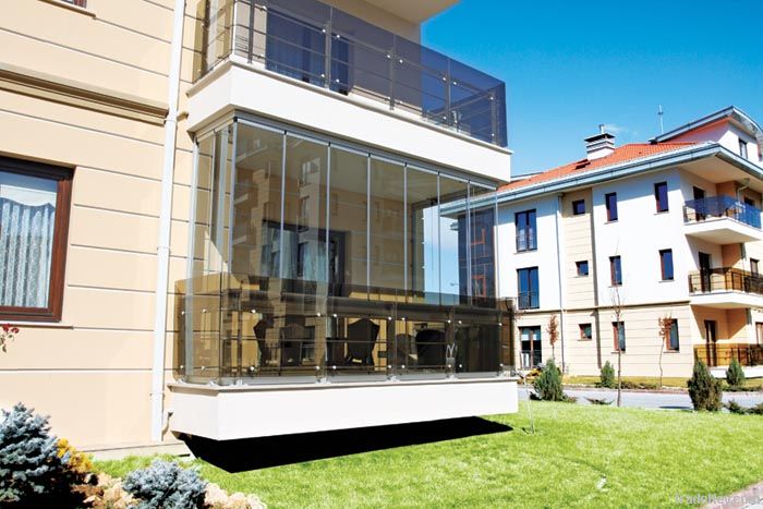 SLIDING GLASS SYSTEM