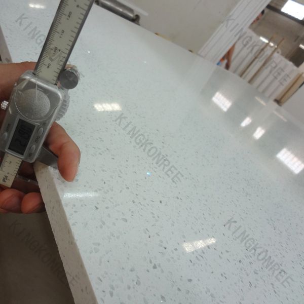 Kingkonree Artificial Quartz Stone Slabs For Kitchen Countertops , Floor Tiles