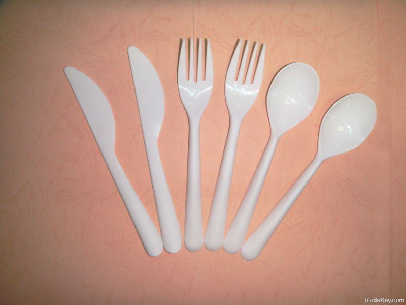 Disposable Plastic Dinnerware Sets