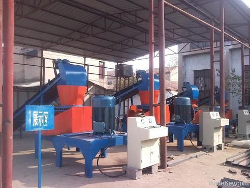 Biomass briquette press