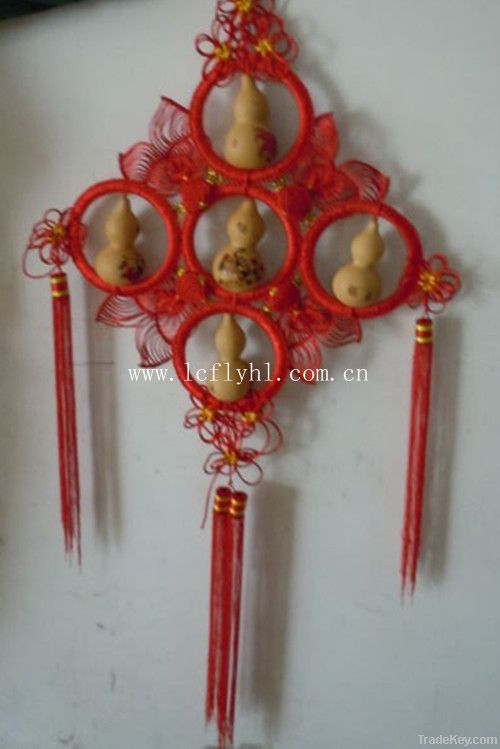 Chinese knot gourd pendant