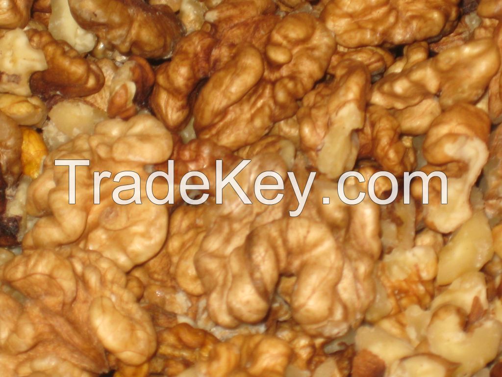 walnuts kernel and walnuts in shell from Ukraine framers 