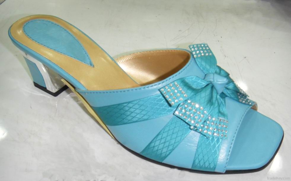 wholesale lady sandals &slippers