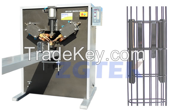 Guiding plate welder for filter bag cage