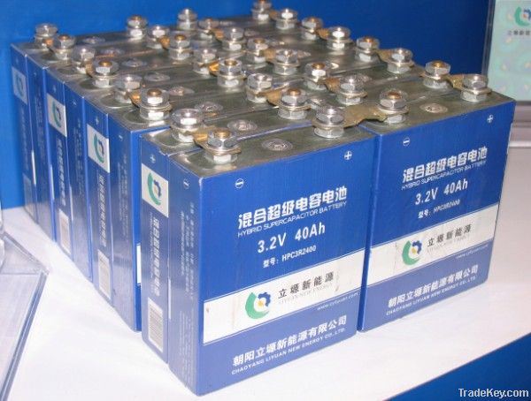 Hybrid Supercapacitor Battery