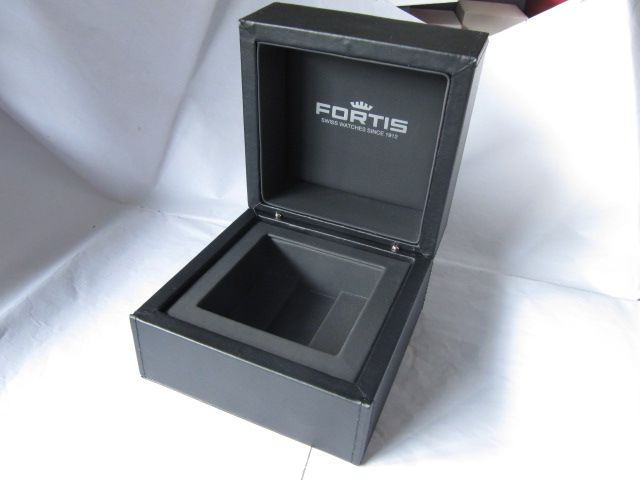 Deluxe Leather Single Watch Storage Box