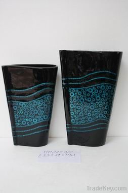 Lacquer vase