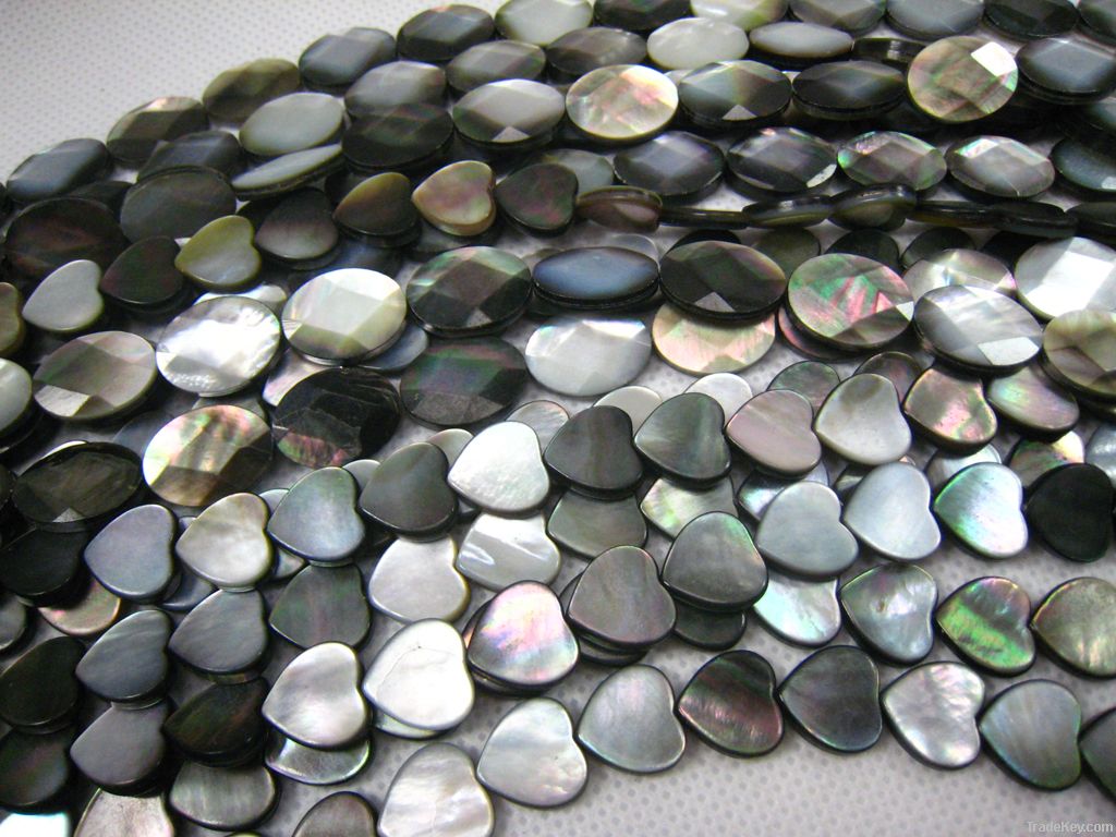 black shell/shell beads