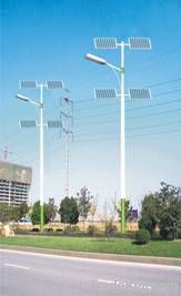 High efficiency solar street light