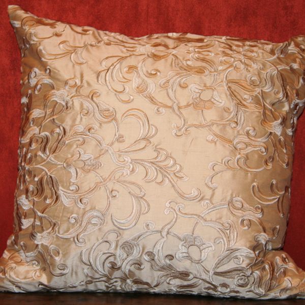 PALAZZO CUSHION